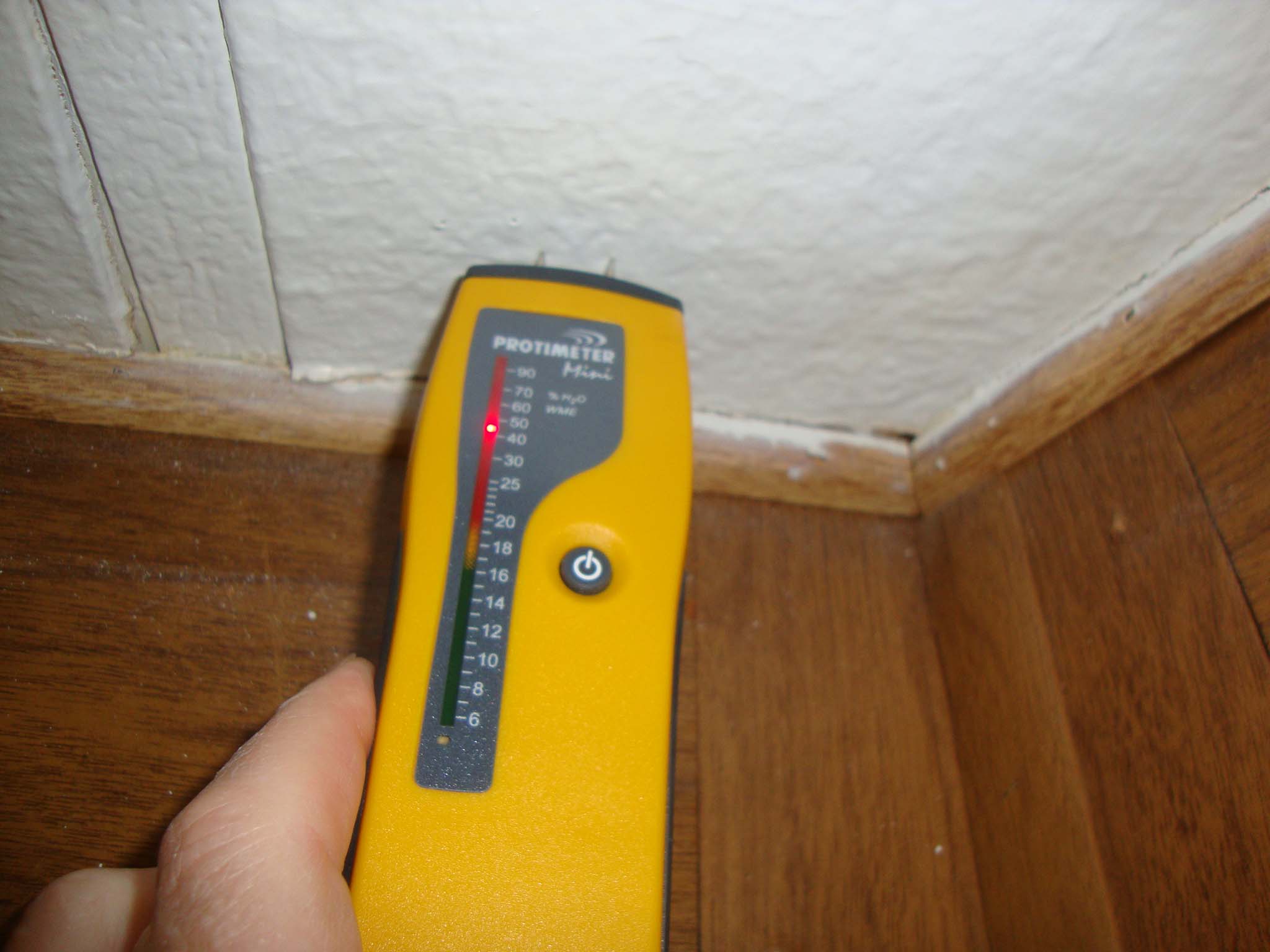 Lybeck Home Inspection Service - Moisture Sensor In Sheetrock